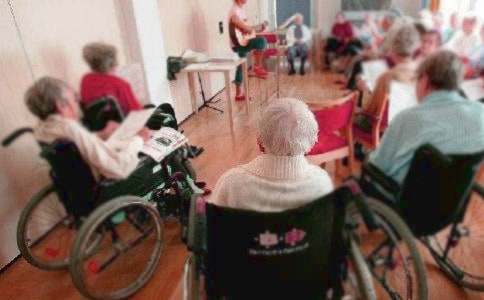 ����Ժ���������ĵ���᷶��