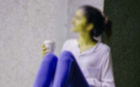 �����ں���Ů����������