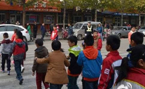 作文:小学生的自我介绍