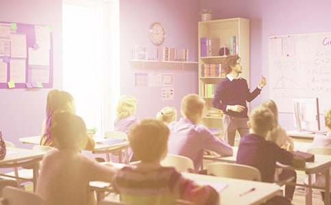 ��ѧ�������齻�����Ը�