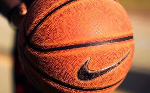 ����ε��ĵ����