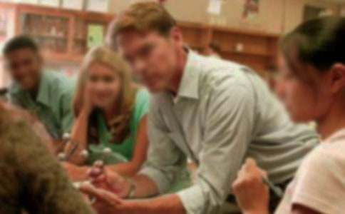 �ж���ʦ�ݽ���